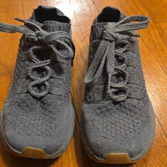 Gray Knit Nobull Runners Size W9 M 7.5 - Picture 4 of 5